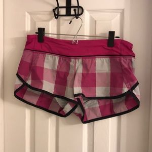 Lululemon running shorts pink